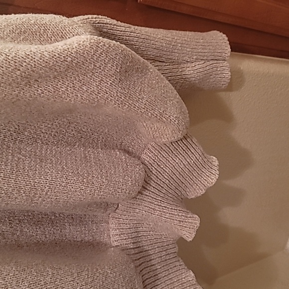 Boat neck or off shoulder sweater 🤎 - Picture 12 of 15